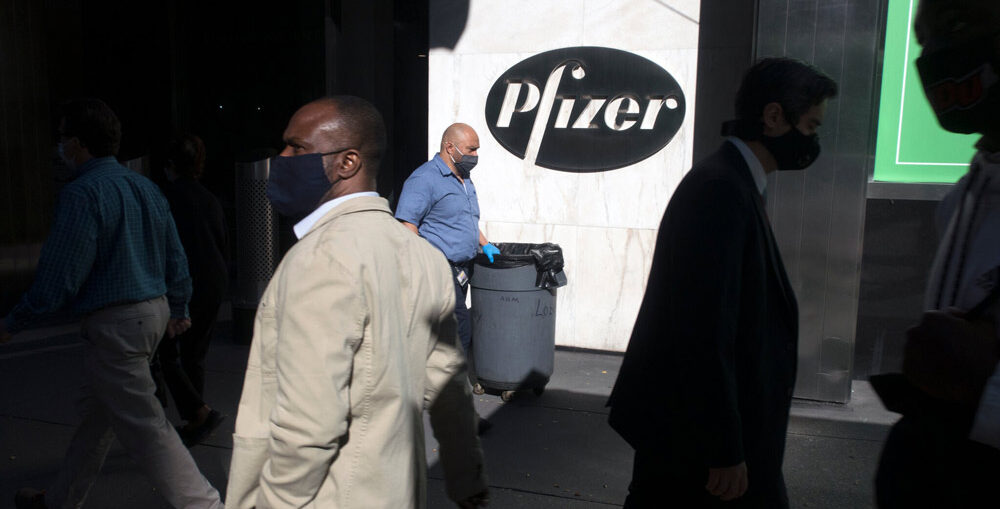 Pfizer ottiene l'approvazione per il suo vaccino nel Regno Unito