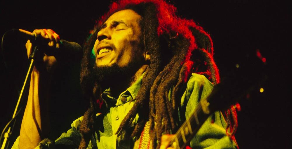 Bob Marley che canta